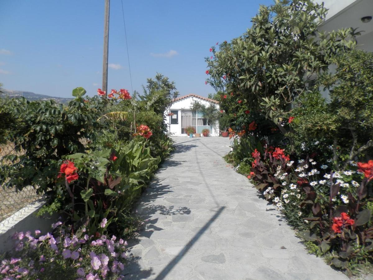 Silvi Mari Apartments Platanész Kültér fotó