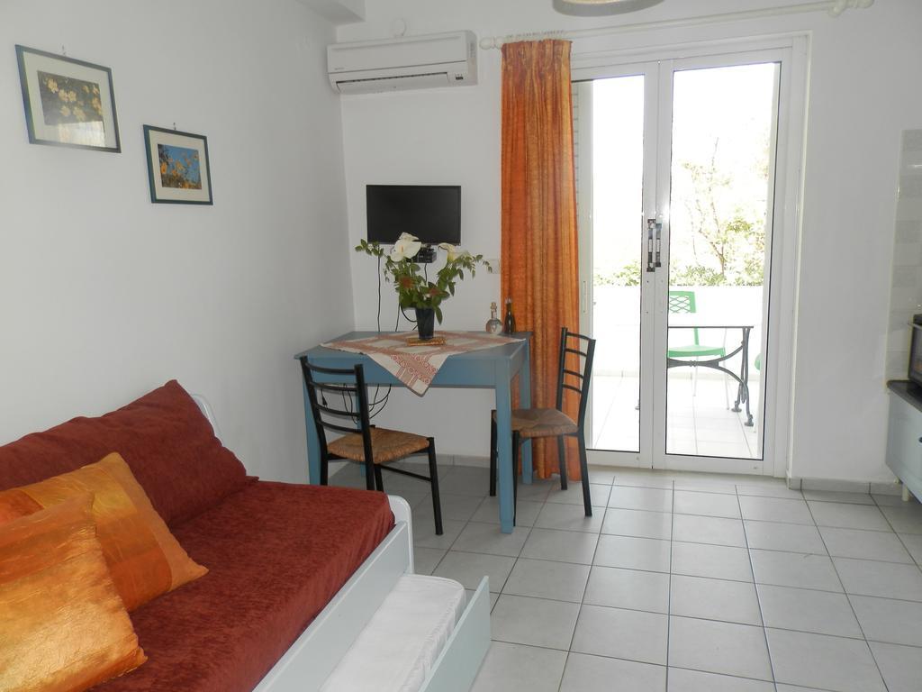Silvi Mari Apartments Platanész Kültér fotó